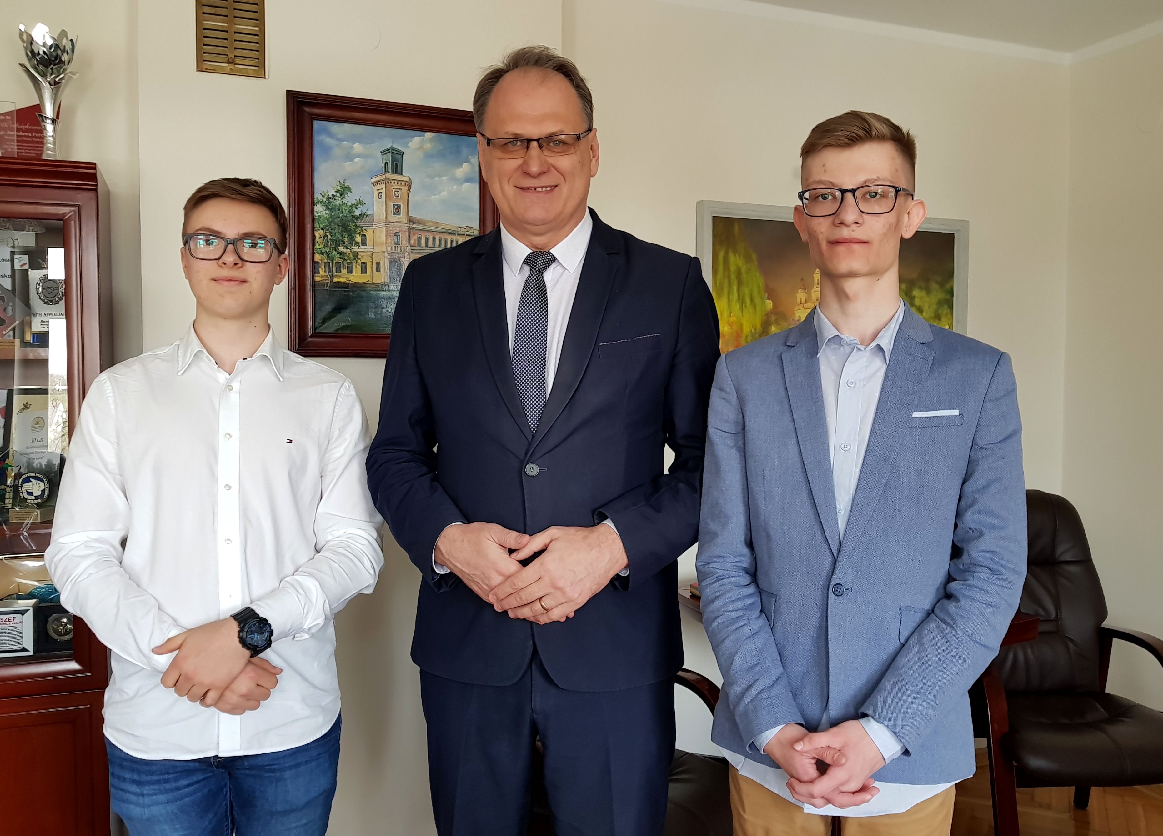 Uczniowie I LO startują do Sejmu Dzieci i Młodzieży. Odwiedzili dziś prezydenta