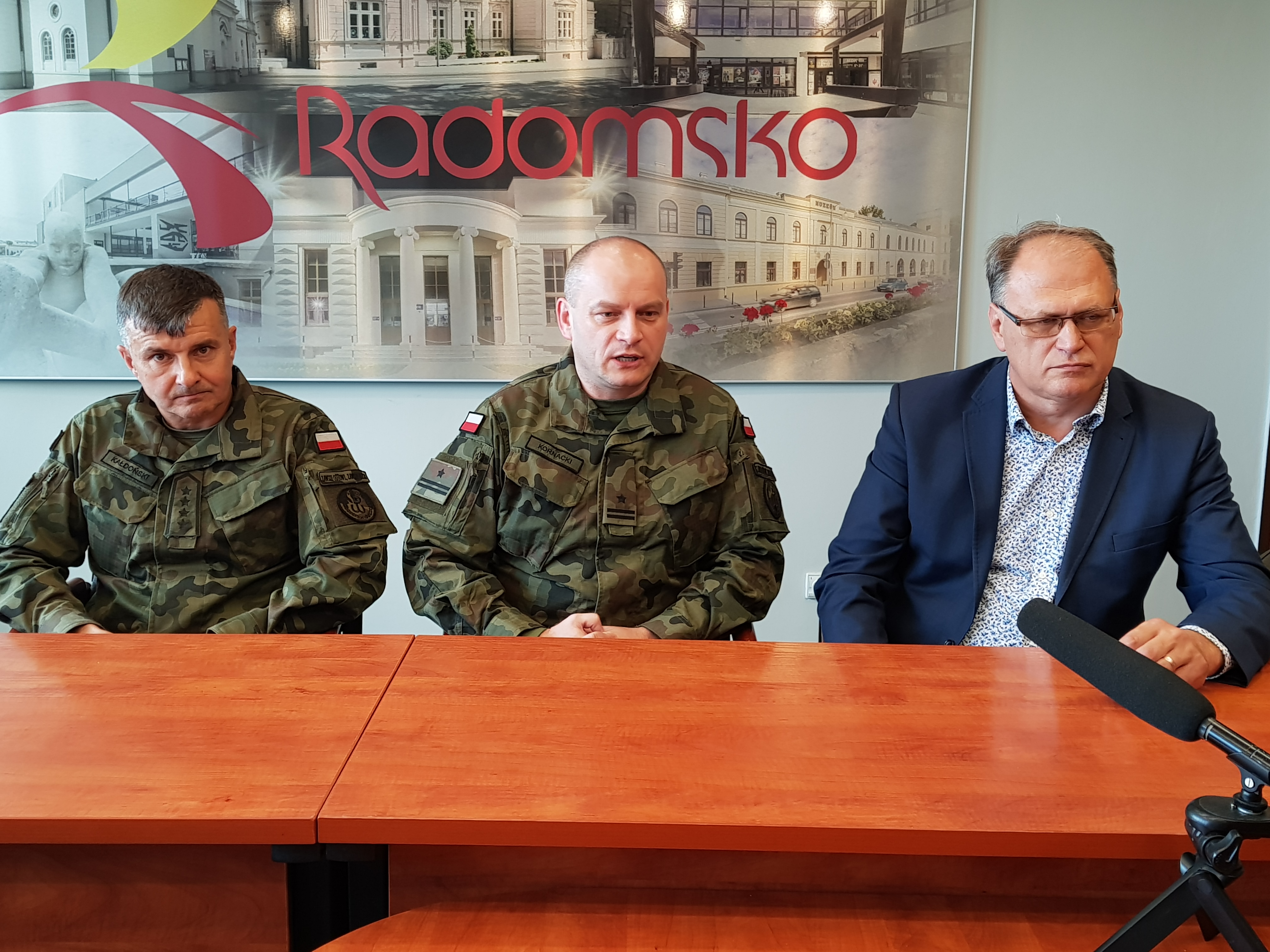 Terytorialsi zachecają radomszczan do wstapienia w szeregi nowej formacji