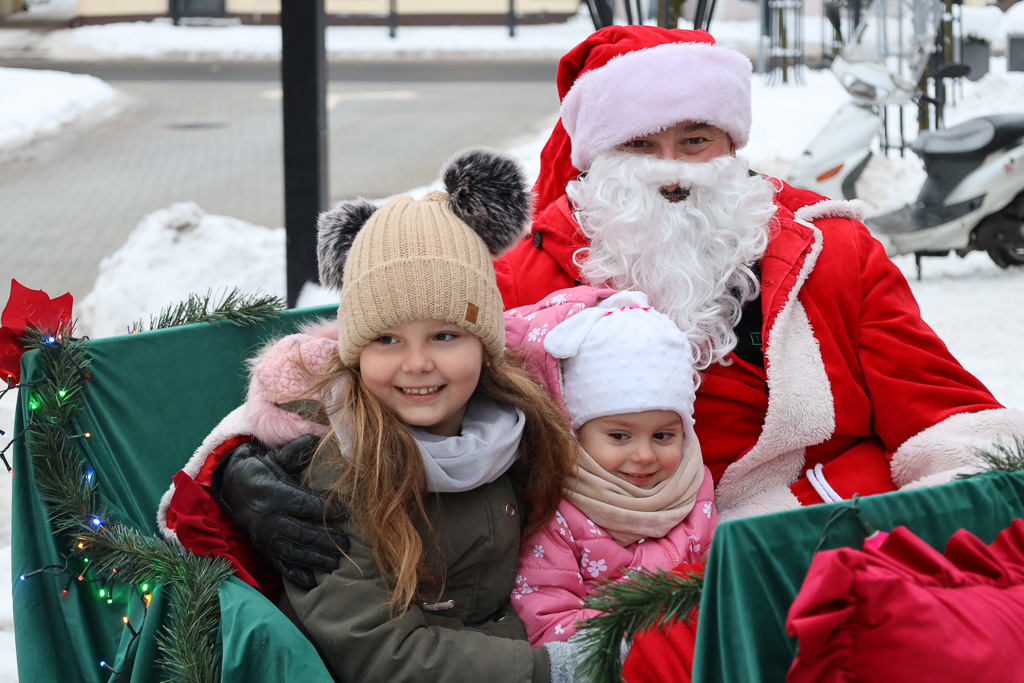 Jarmark Świąteczny z lokalnym akcentem