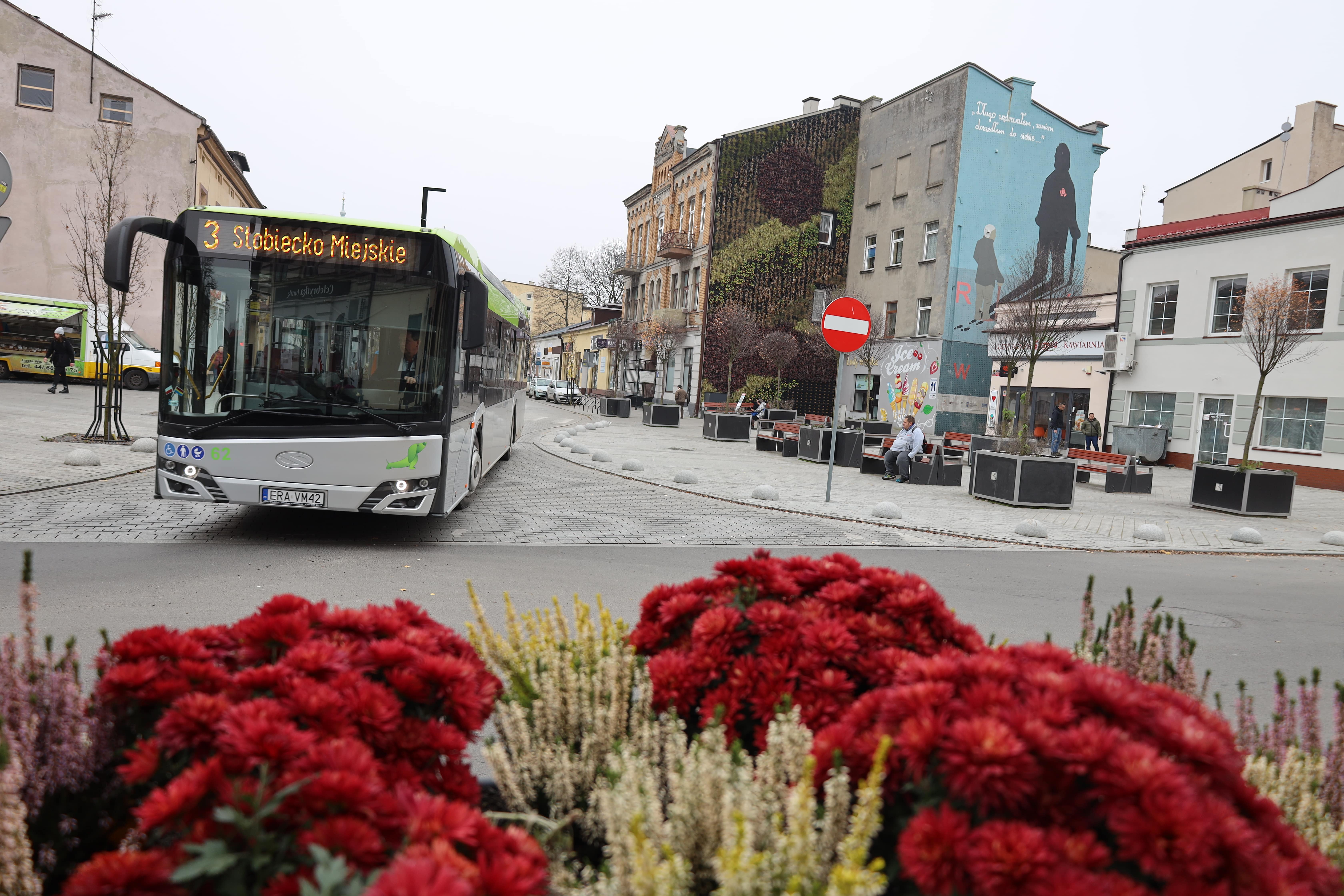 Chcesz korzystać z bezpłatnej komunikacji? - wyrób elektroniczną kartę