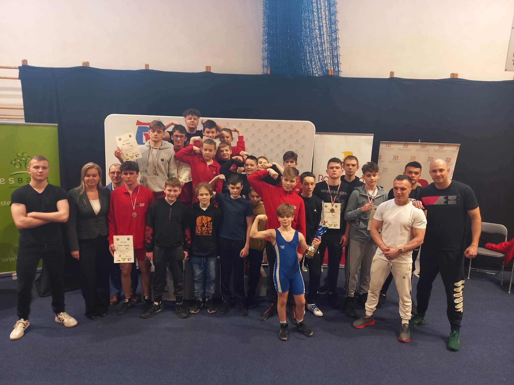 ZKS Radomsko na podium wojewódzkich mistrzostw w zapasach