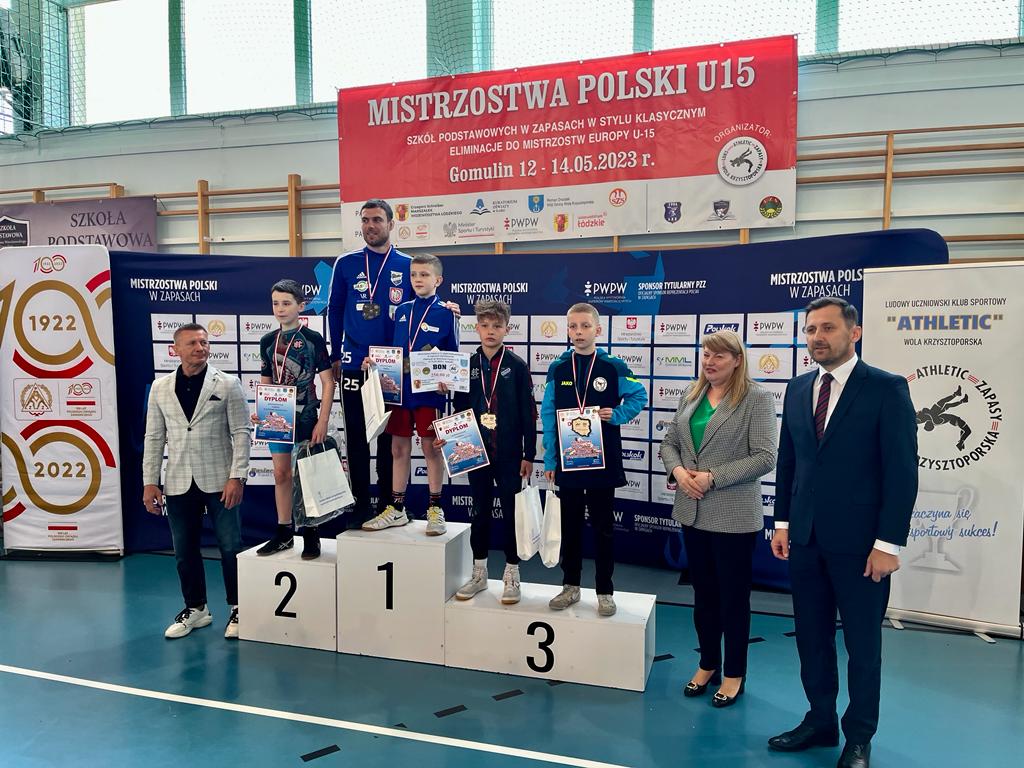 Udane zawody UKS Zapaśnik