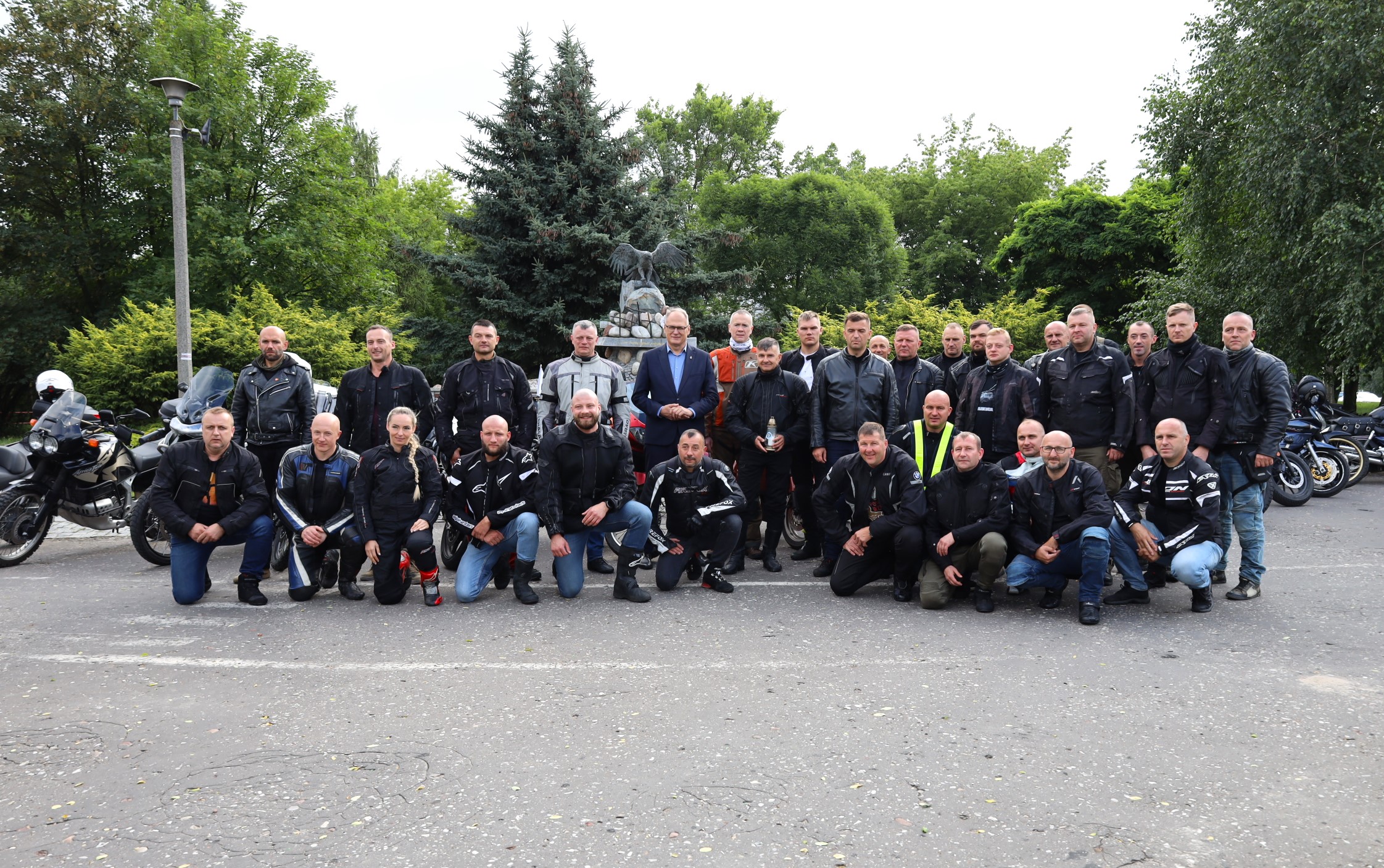 Weterani na motocyklach oddali hołd żołnierzom KWP