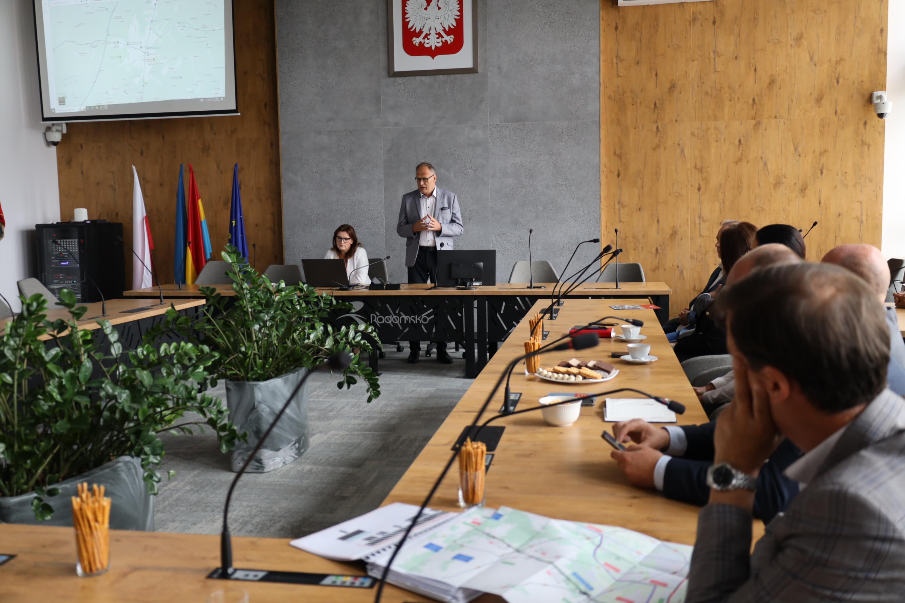 Inicjatywa budowy węzła autostradowego Radomsko Północ. Impuls rozwojowy dla regionu