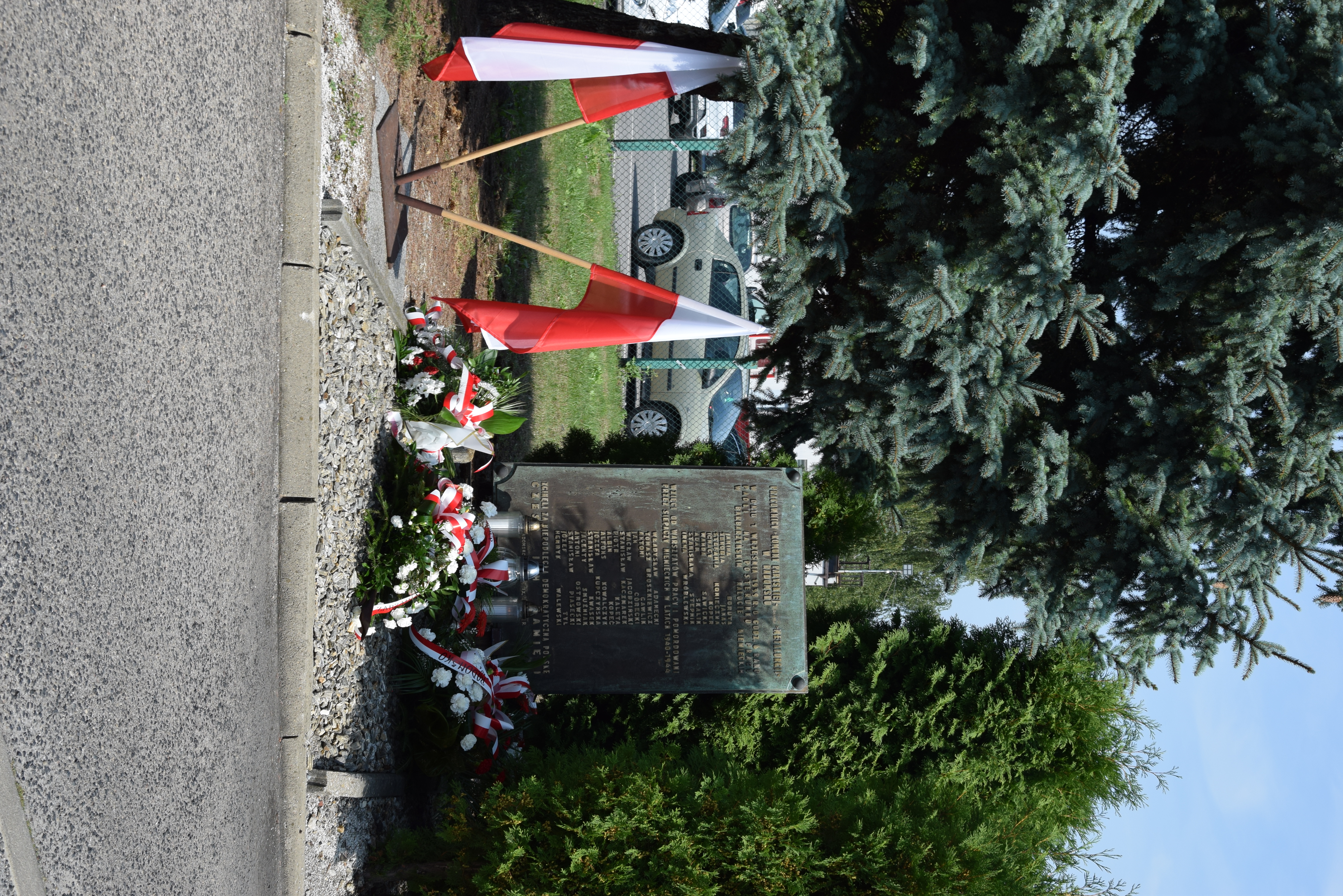 Hołd ku czci poległych pracowników "Metalurgii" w latach 1939-1944