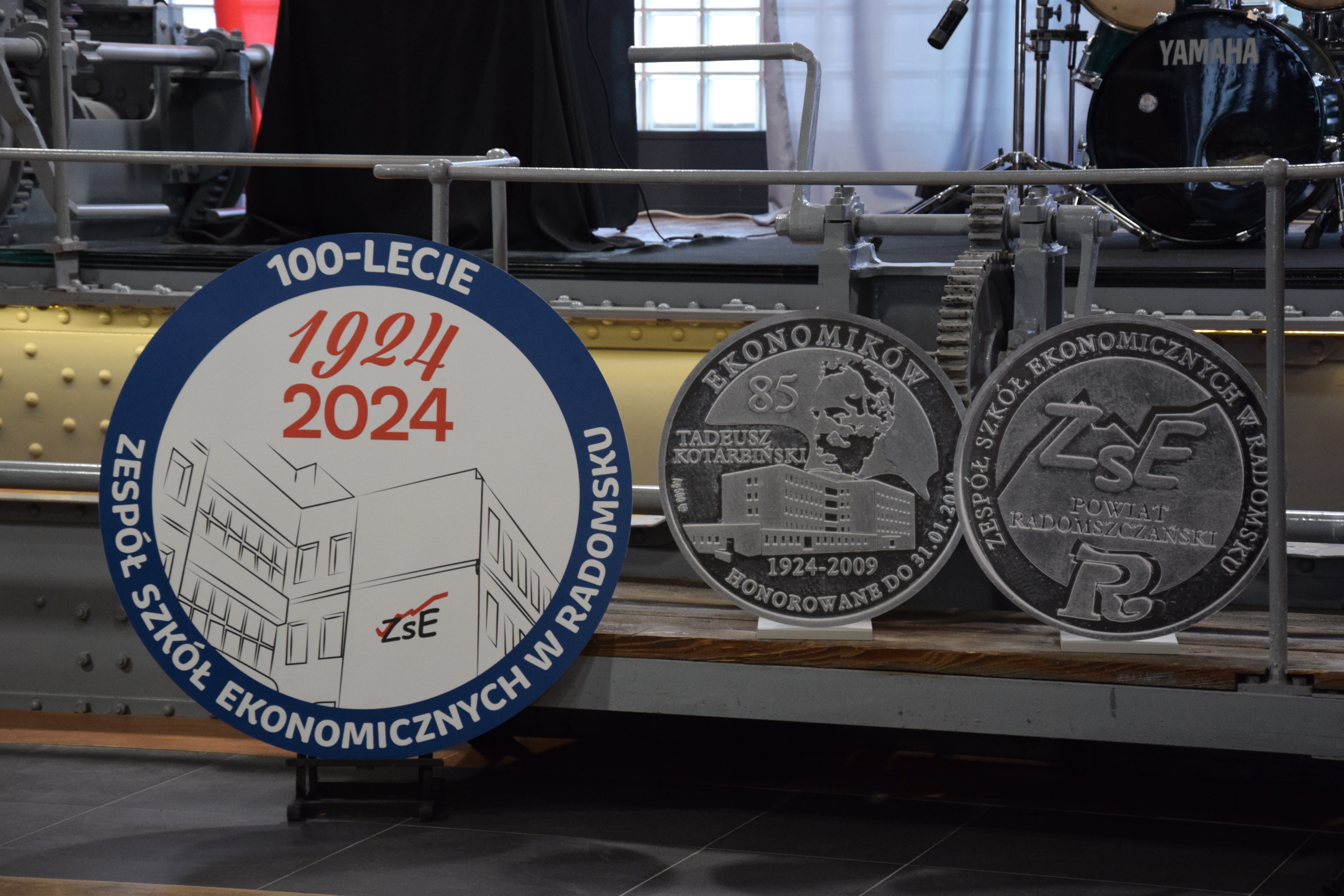 100 lat radomszczańskiego Ekonomika