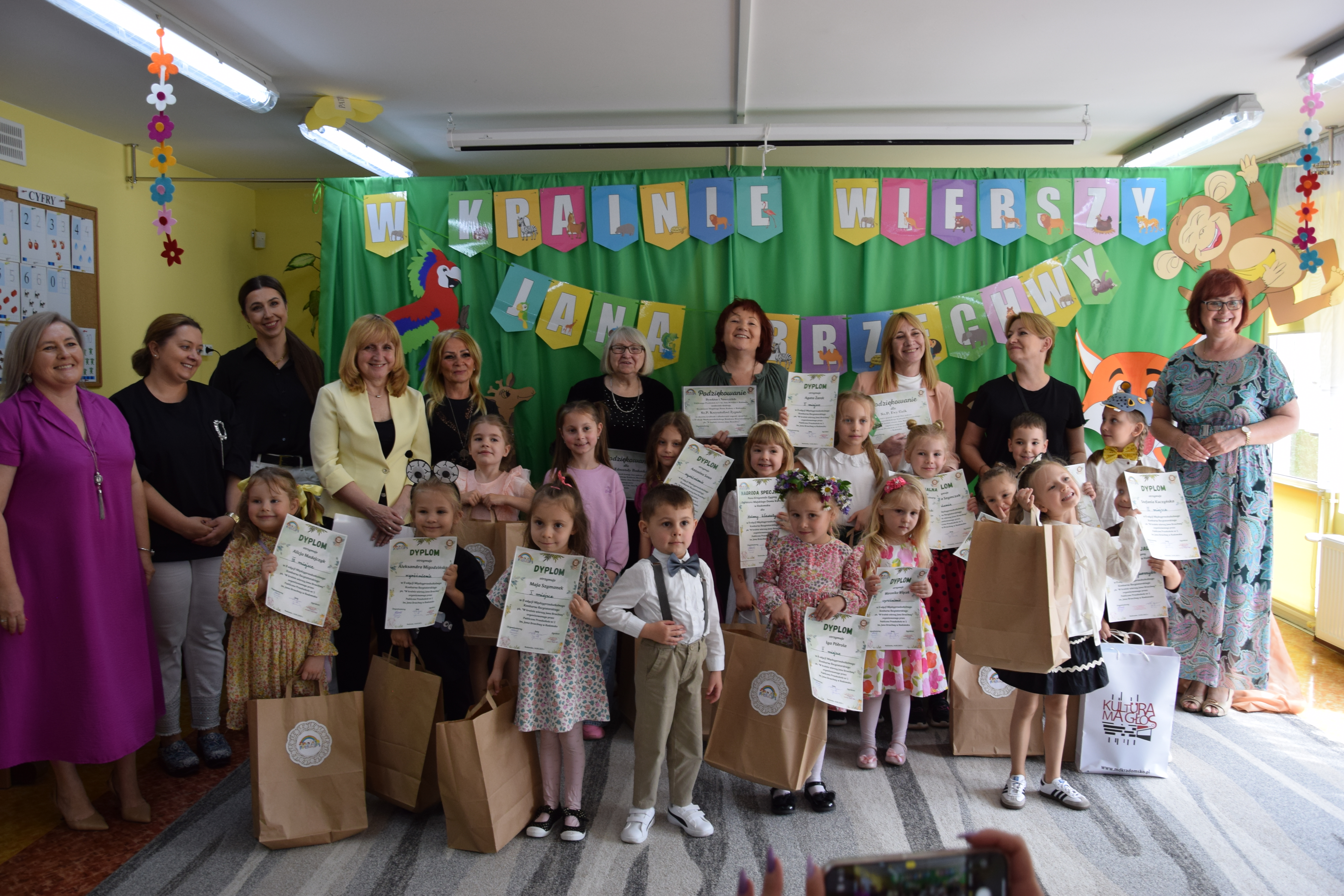 Przedszkolaki „W krainie wierszy Jana Brzechwy” 