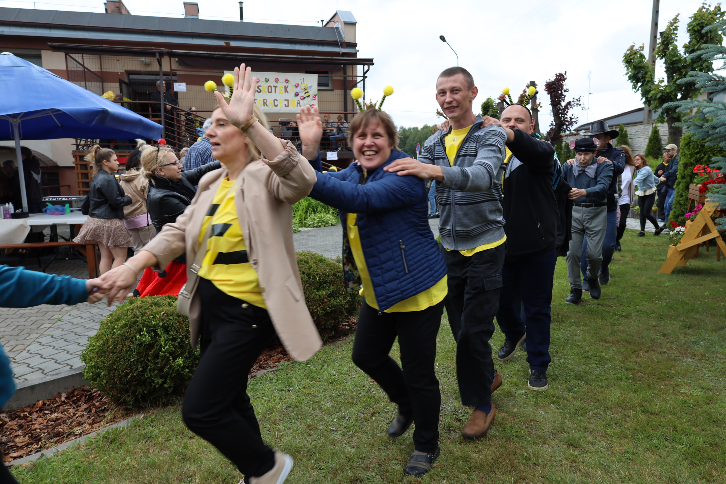 „Pszczółka Maja i Przyjaciele” – dyskoteka integracyjna w ŚDS Radomsko