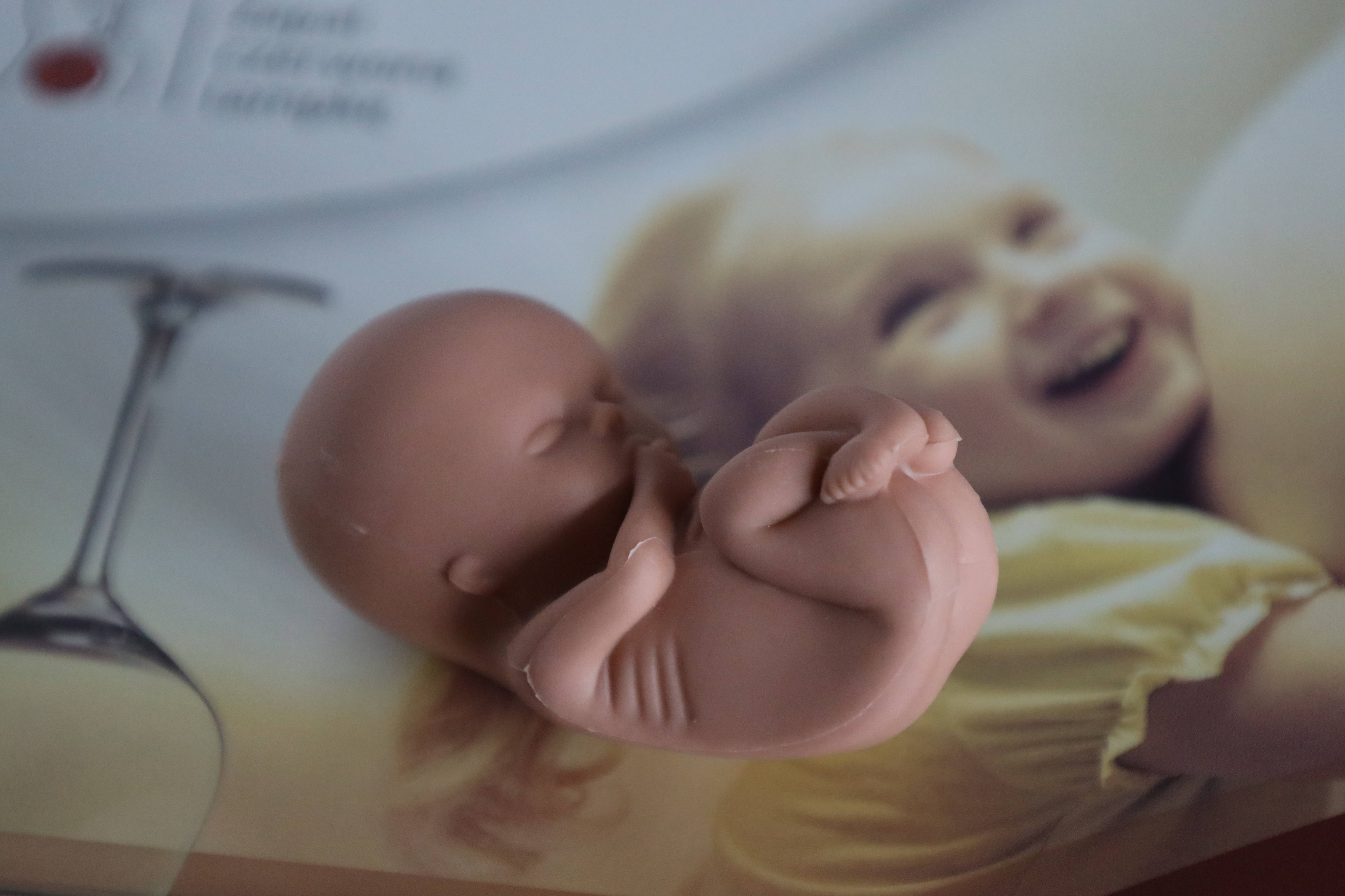 Poważne konsekwencje picia w ciąży