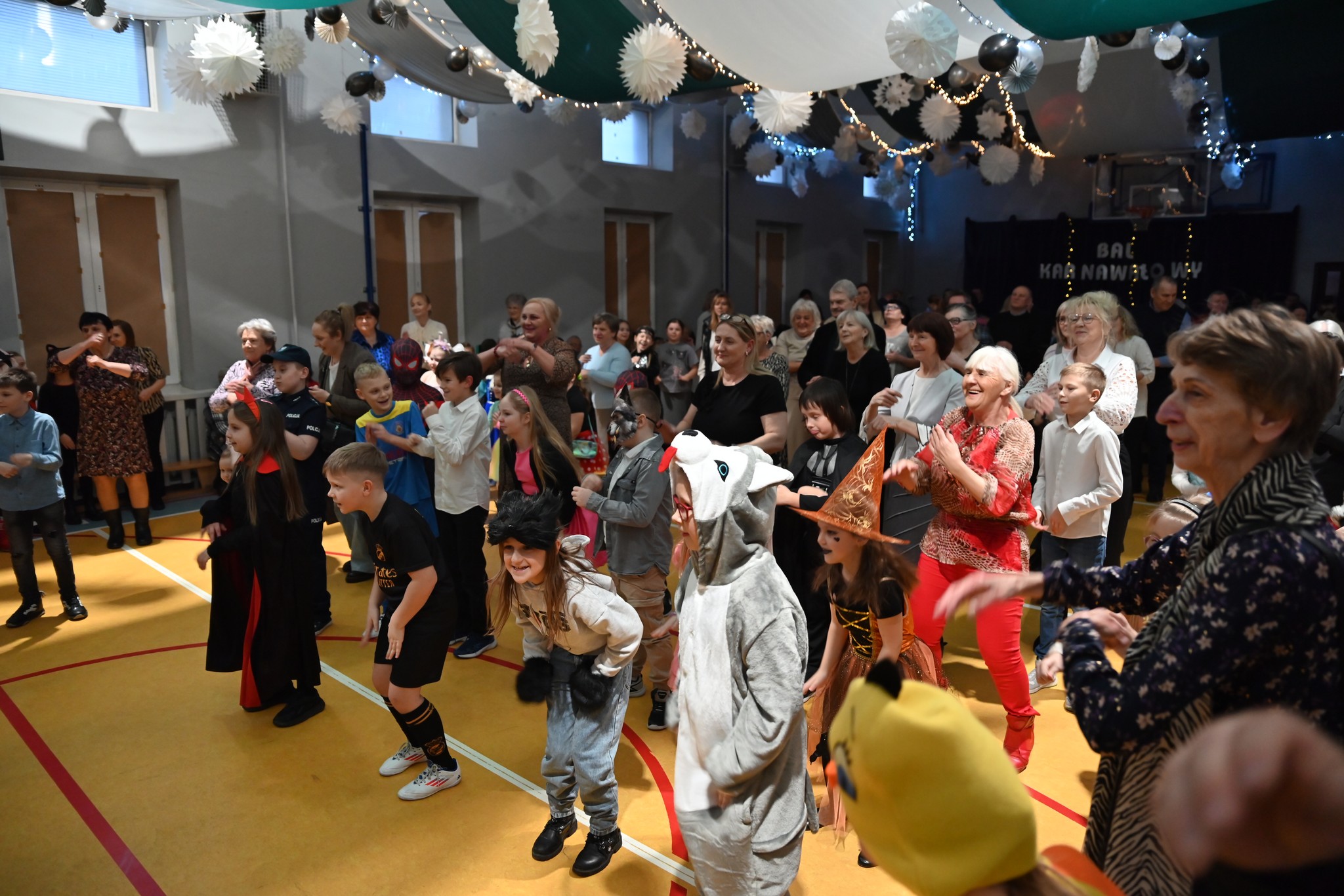 "Niech żyje bal" w Reymontówce na Bugaju