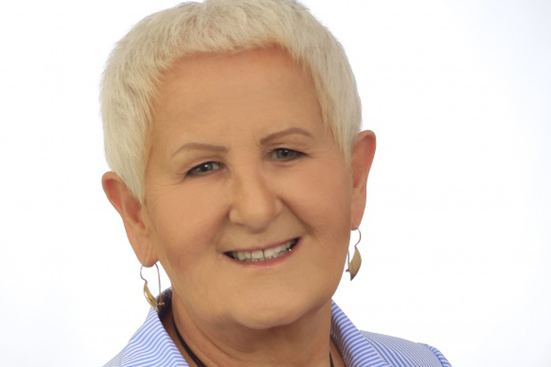 Anna Ryng z tytułem Kobieca Twarz Województwa Łódz